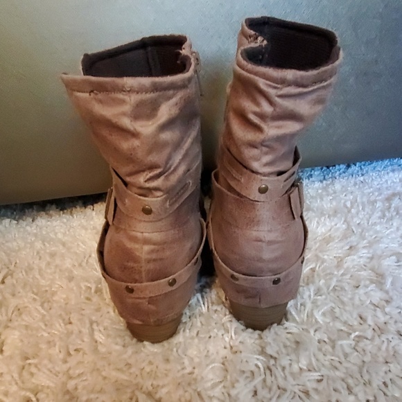 Booties - Picture 2 of 4